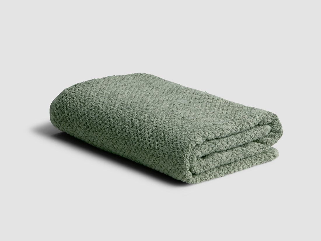 Badetuch Dots Stone Green 100x150 - 1 Stk