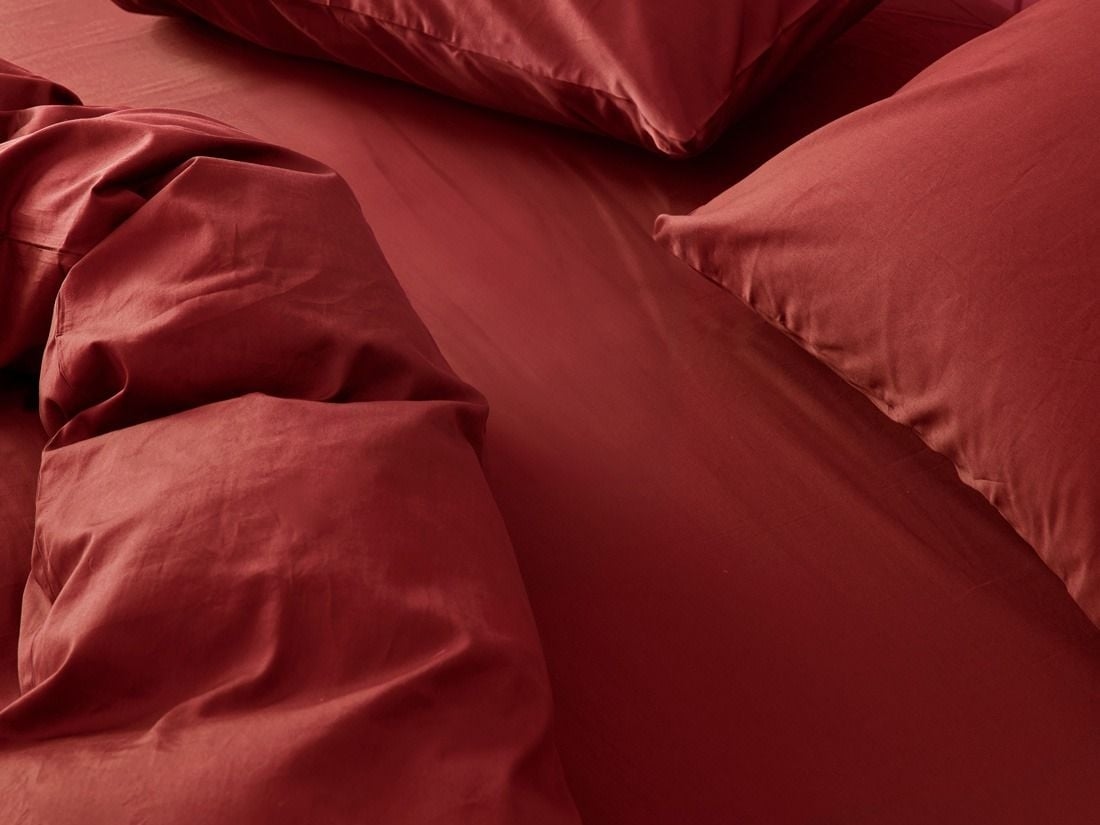 Spannleintücher Baumwollsatin Radiant Red 90x210x30