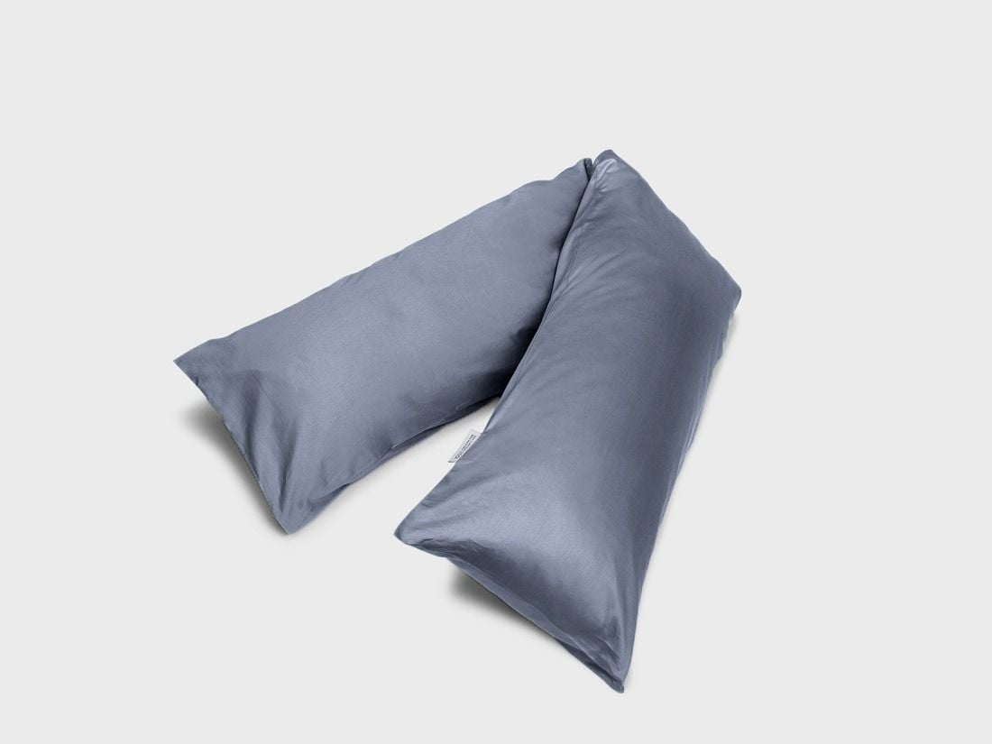 Seitenschläferkissenbezug Baumwollsatin Misty Blue 37x160